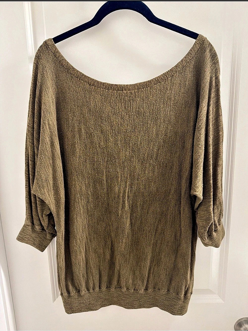 Express Olive Green Scoop Neck Tunic Size Medium